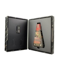 photo Box of Parmigiano Reggiano Vacche Rosse 30 Months and Reggio Emilia Balsamic Vinegar Silver Quality 2